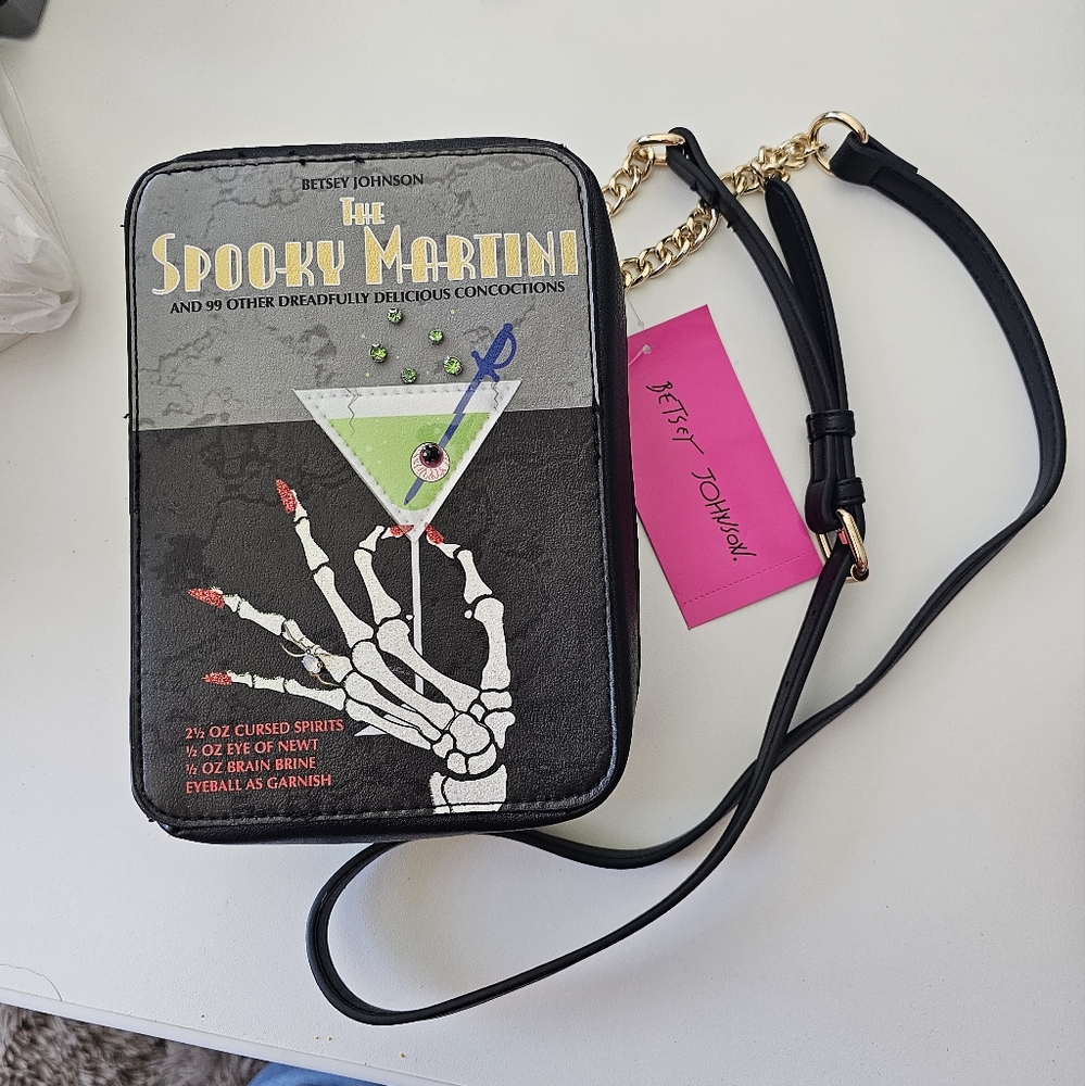 Betsey Johnson crossbody bag